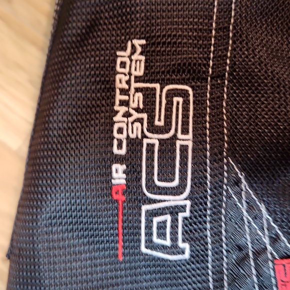 Motorcycle jacket - Picture 2 of 5